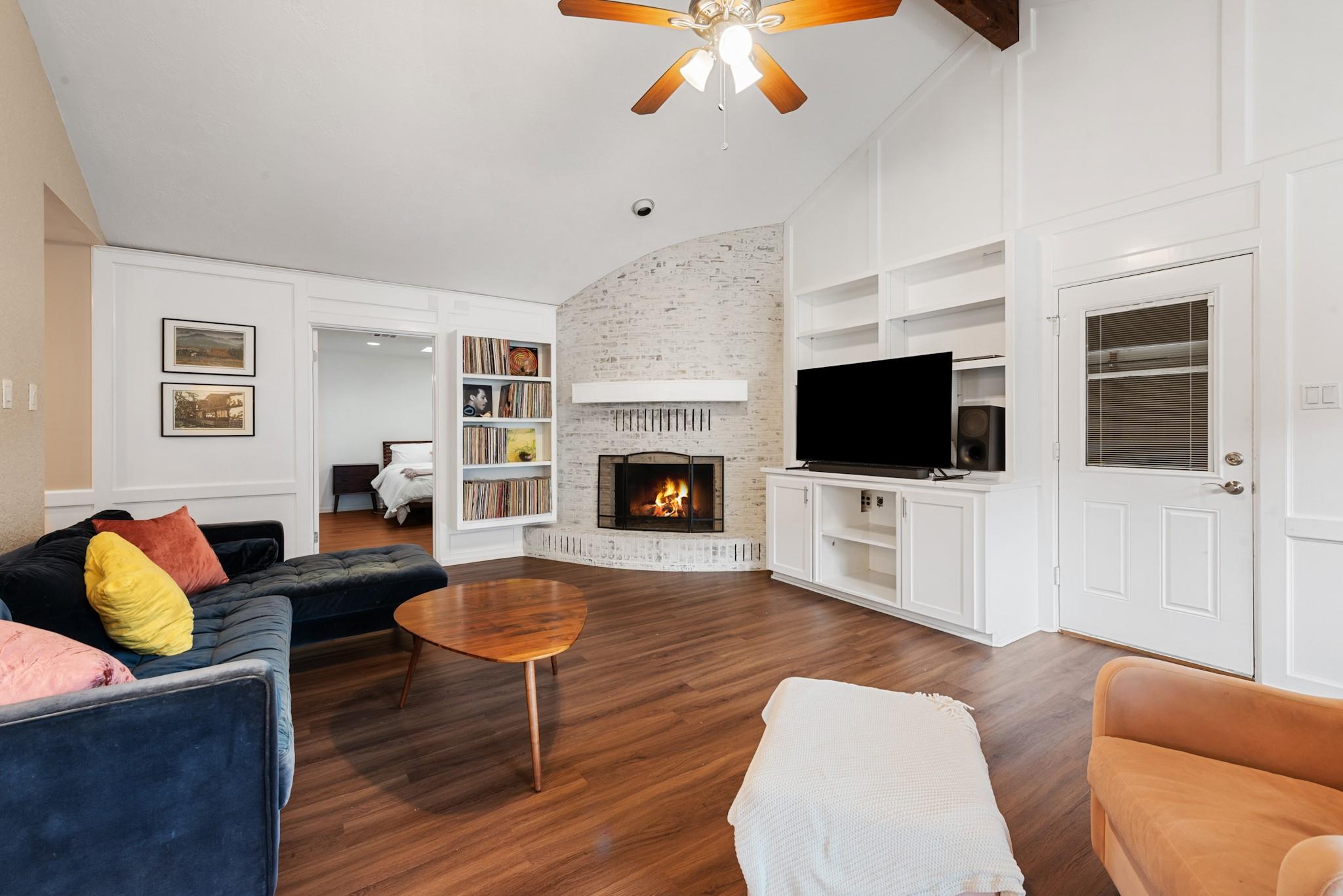 2907 Broadmoor Drive