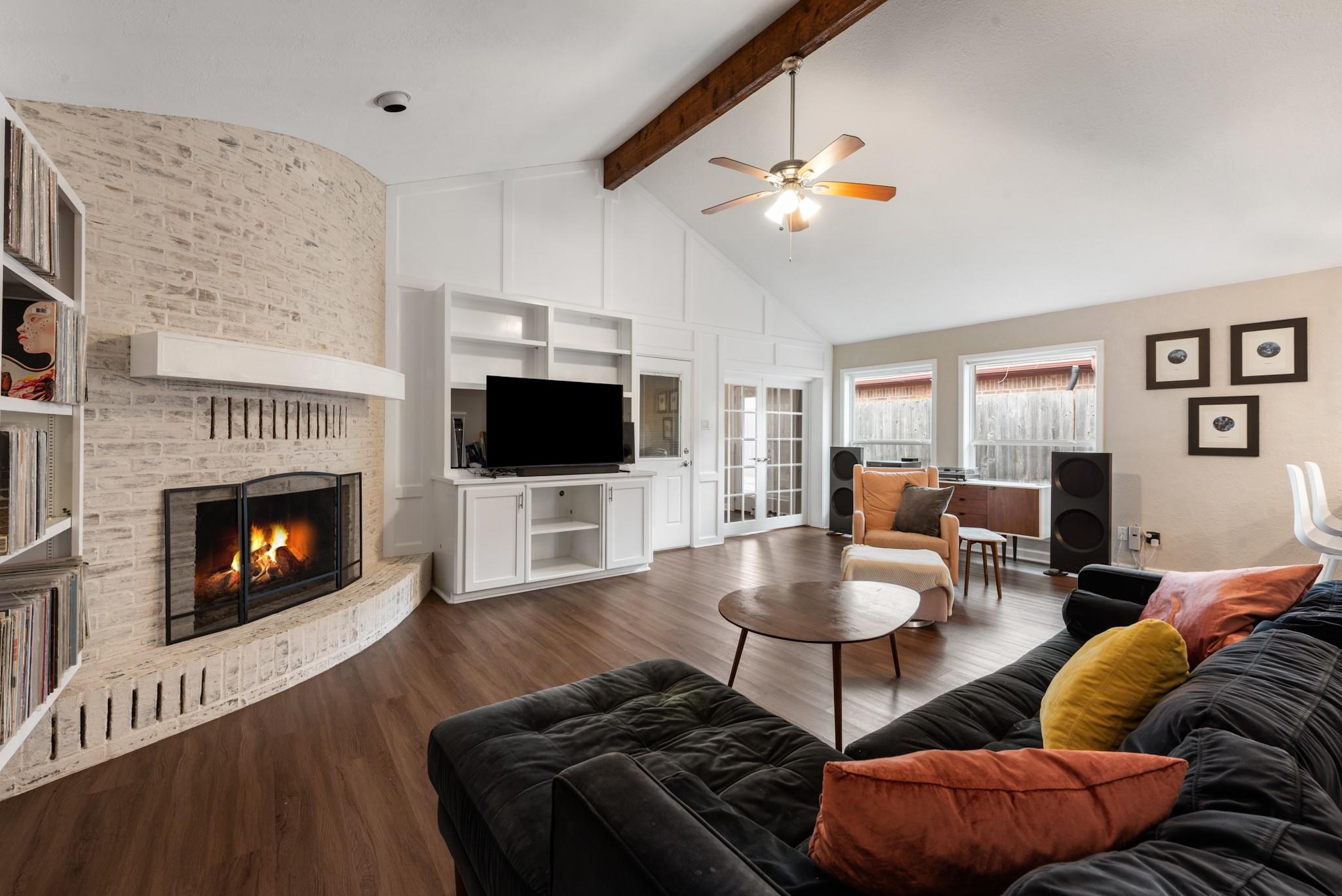 2907 Broadmoor Drive