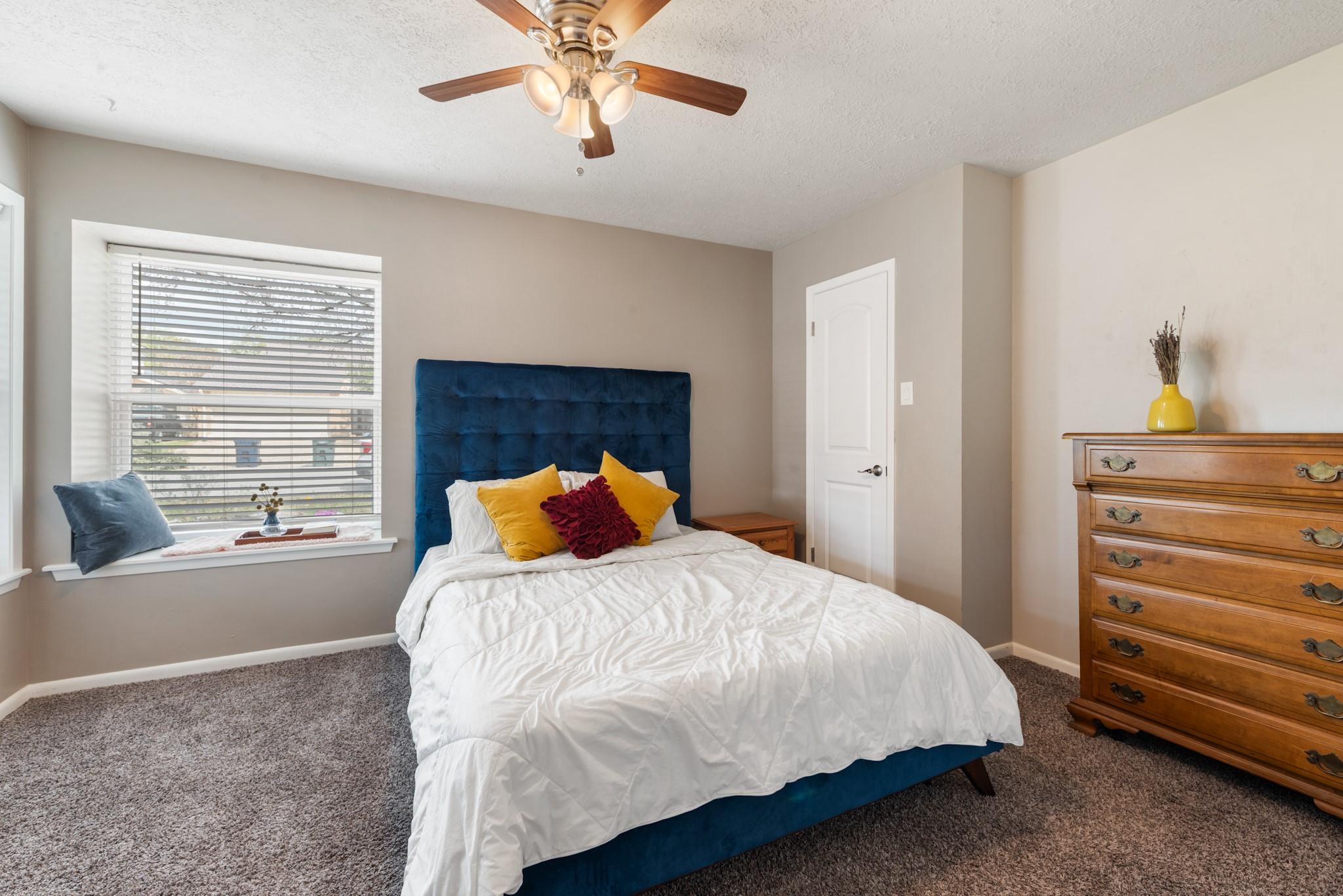 2907 Broadmoor Drive