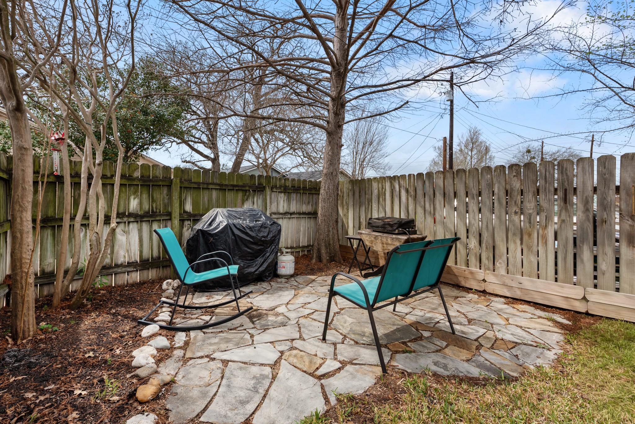 2907 Broadmoor Drive