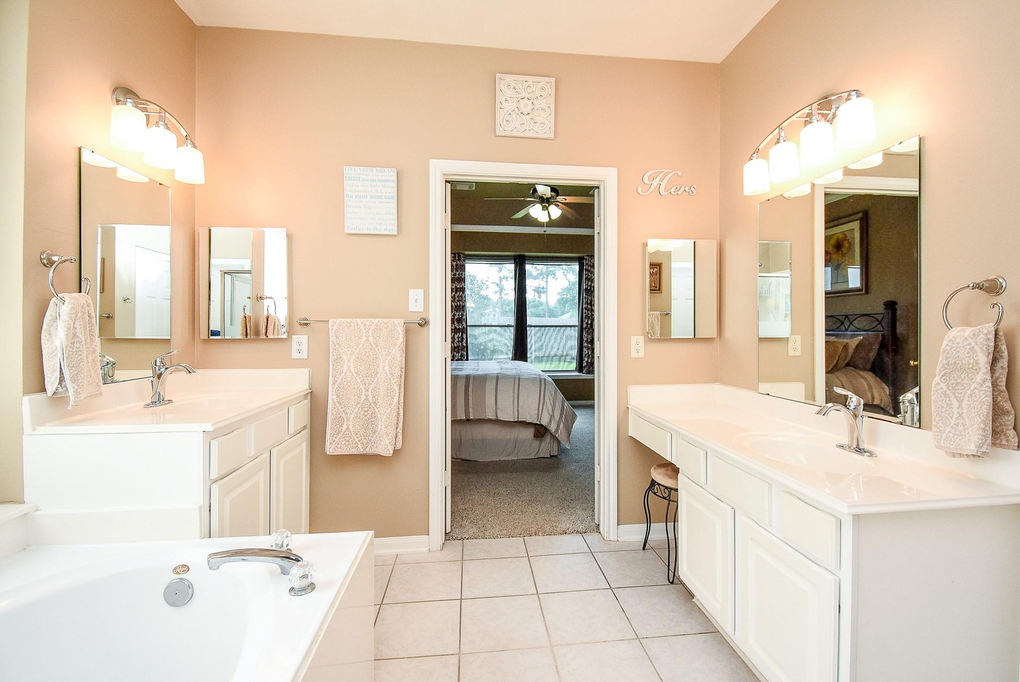 1727 Maryvale Drive
