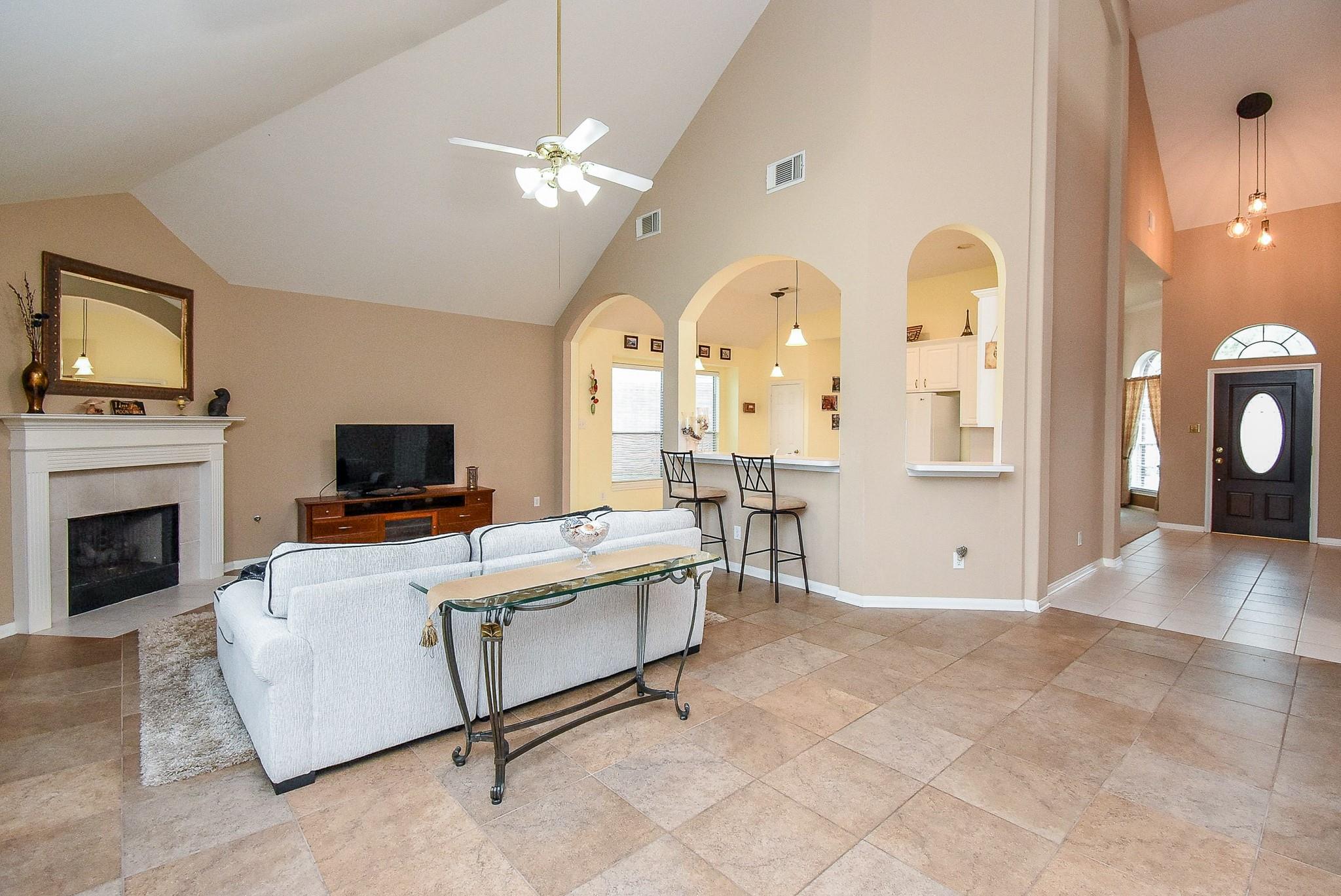 1727 Maryvale Drive