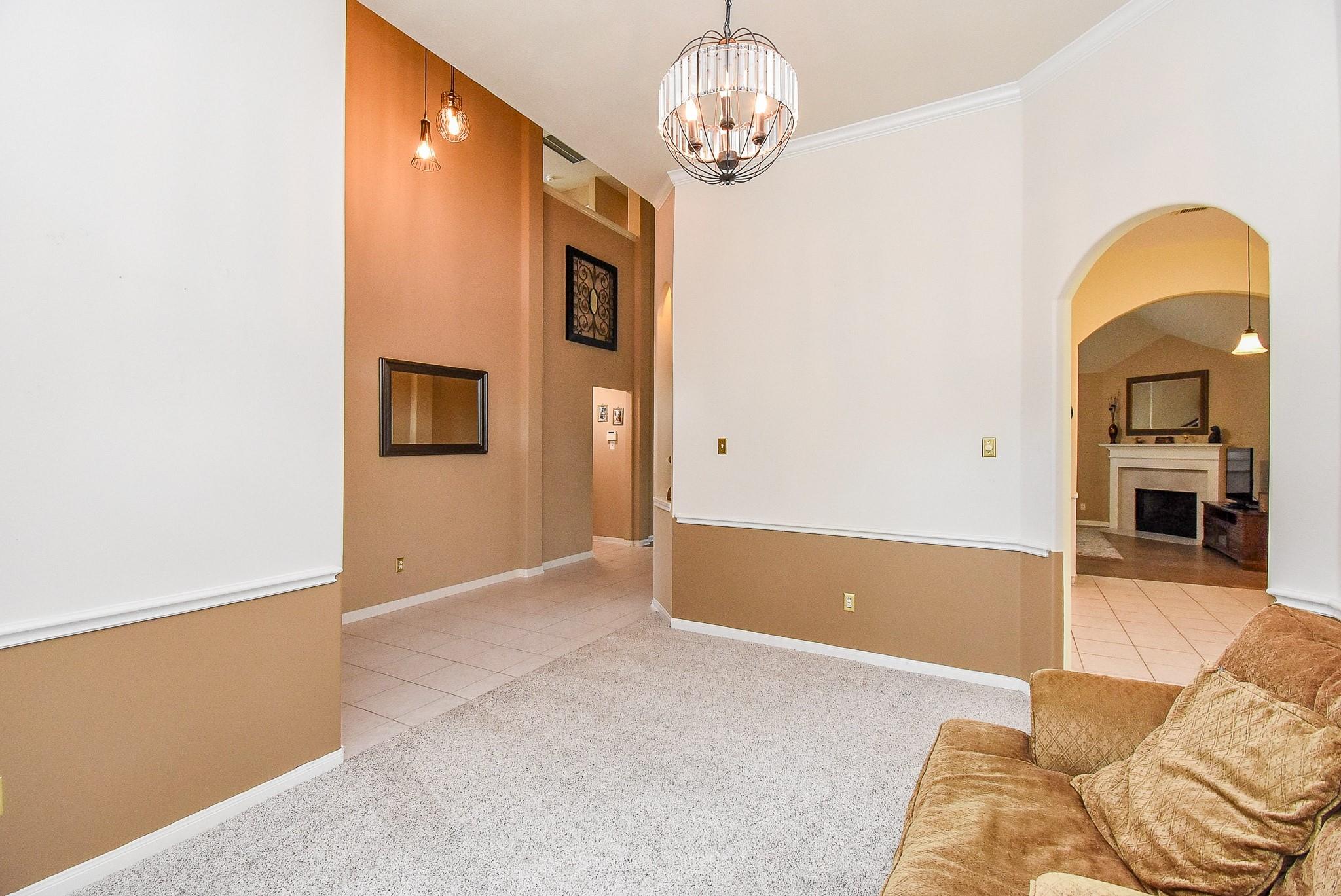 1727 Maryvale Drive