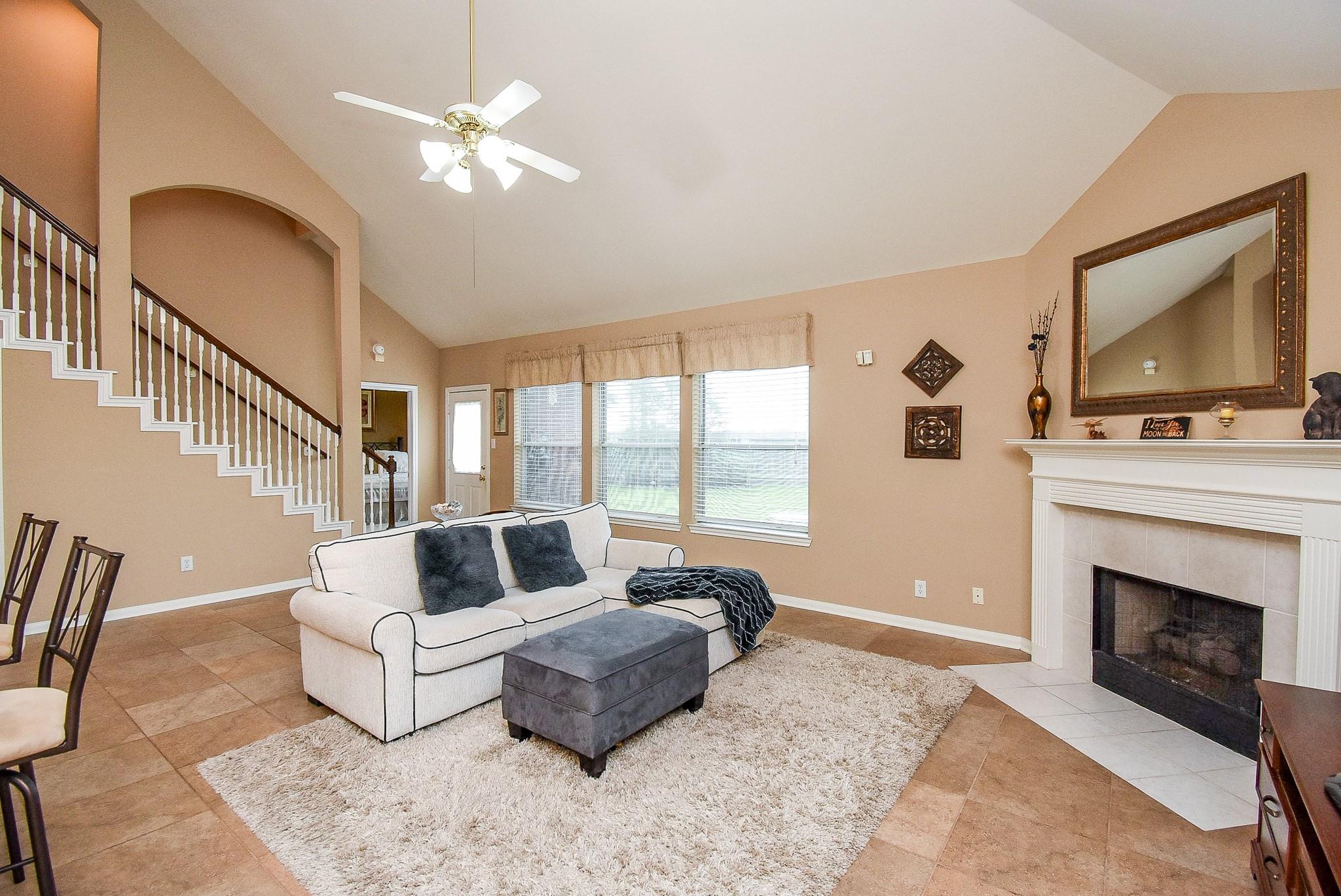 1727 Maryvale Drive