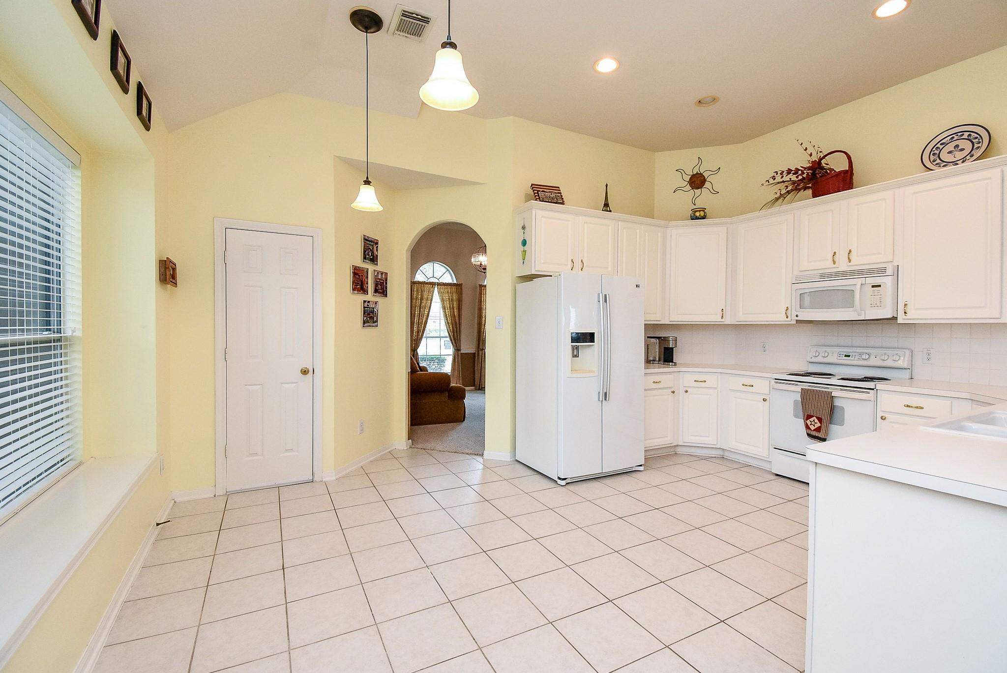 1727 Maryvale Drive