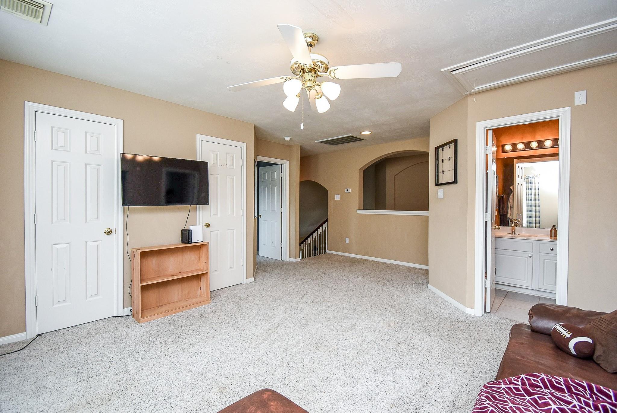 1727 Maryvale Drive