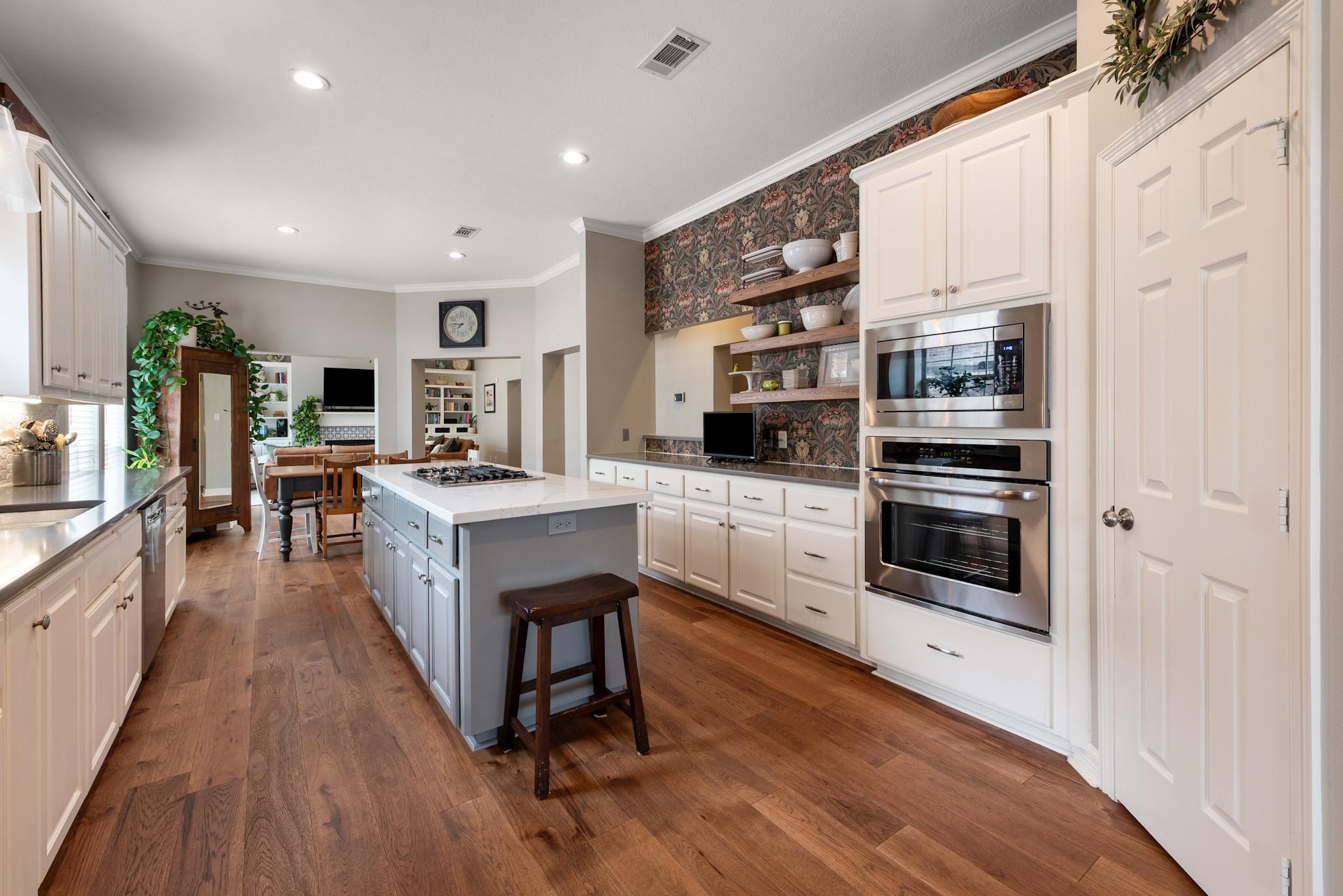 919 Grand Oaks Circle