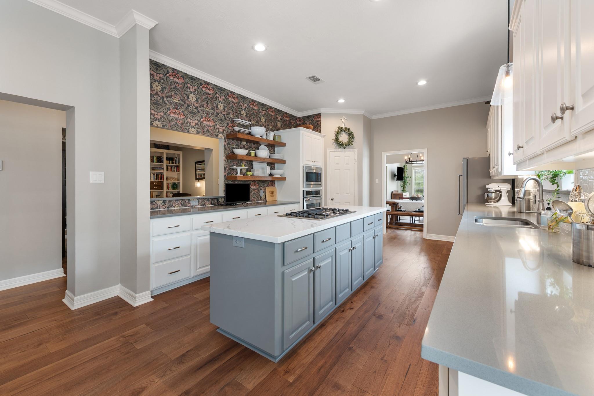 919 Grand Oaks Circle