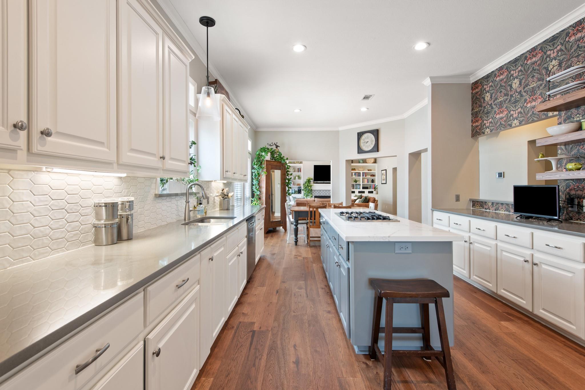 919 Grand Oaks Circle