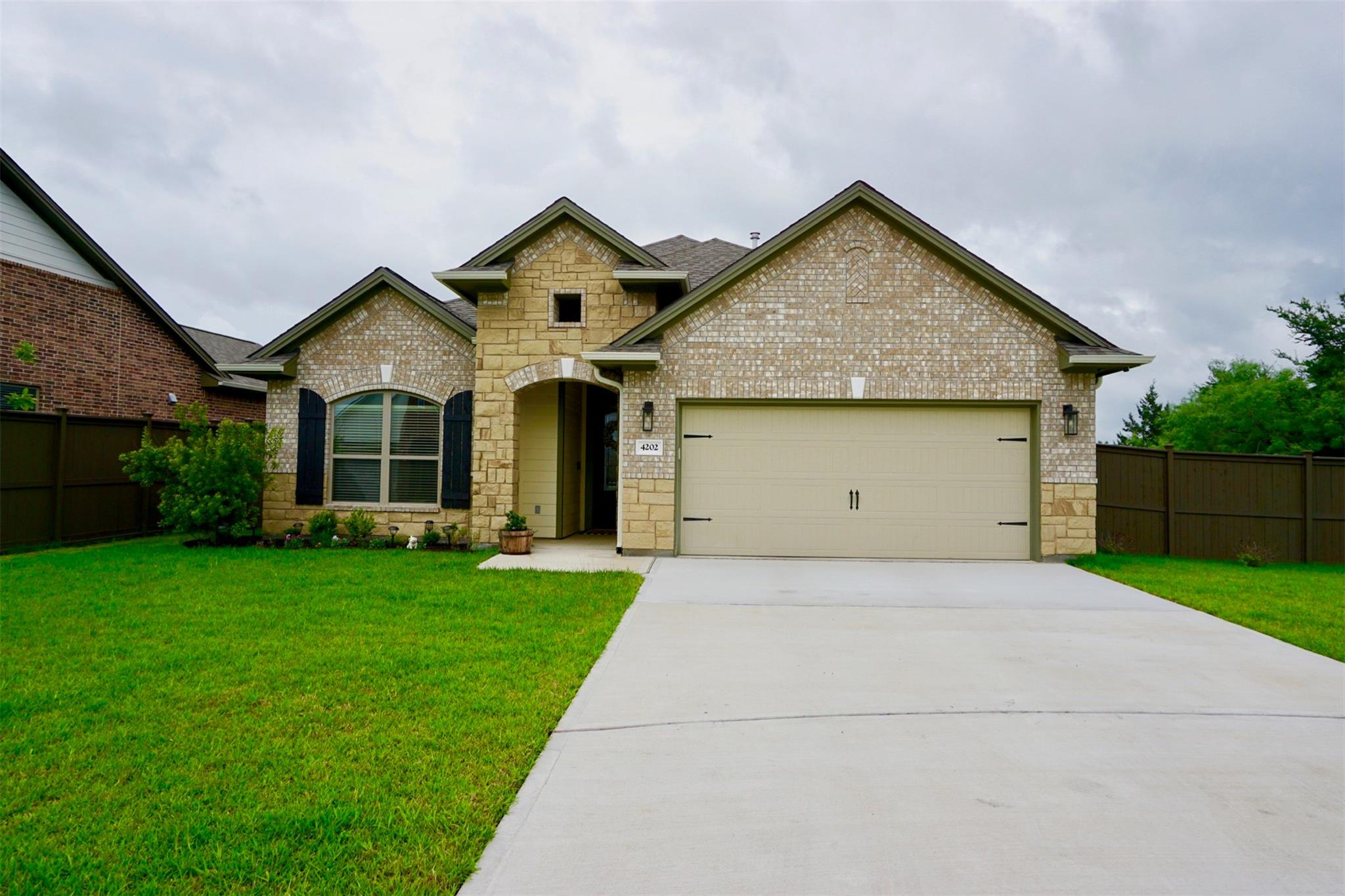 4202 Angel Landing Court