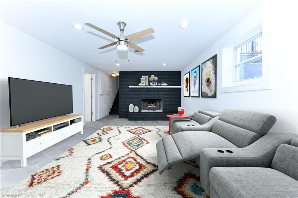 3504 Greenwood Terrace