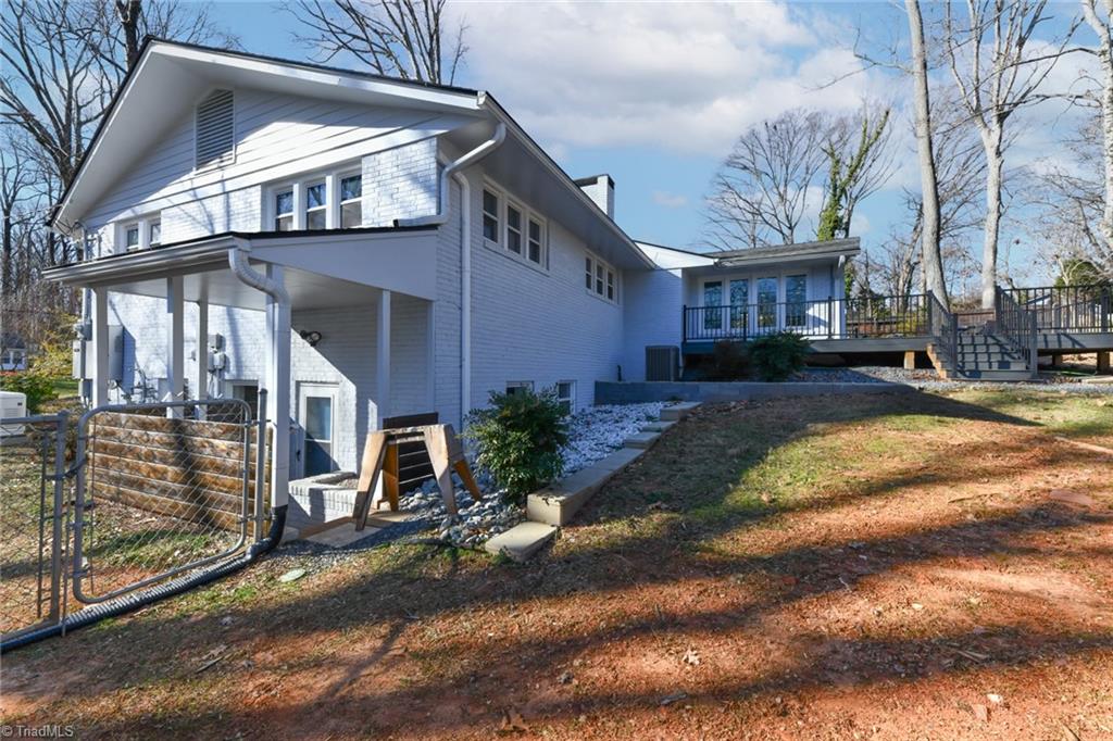 3504 Greenwood Terrace