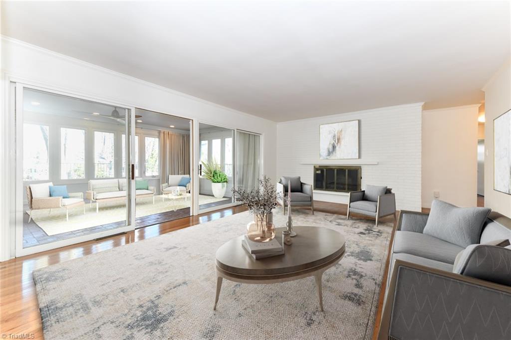 3504 Greenwood Terrace