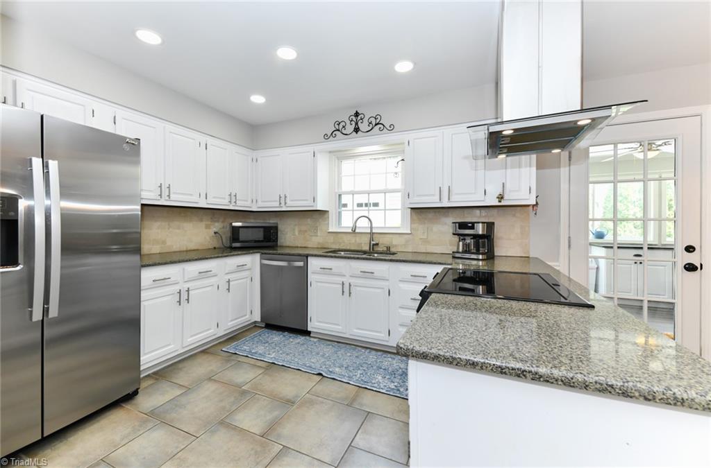 5514 Robinridge Road