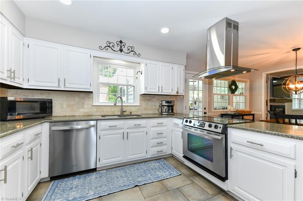 5514 Robinridge Road