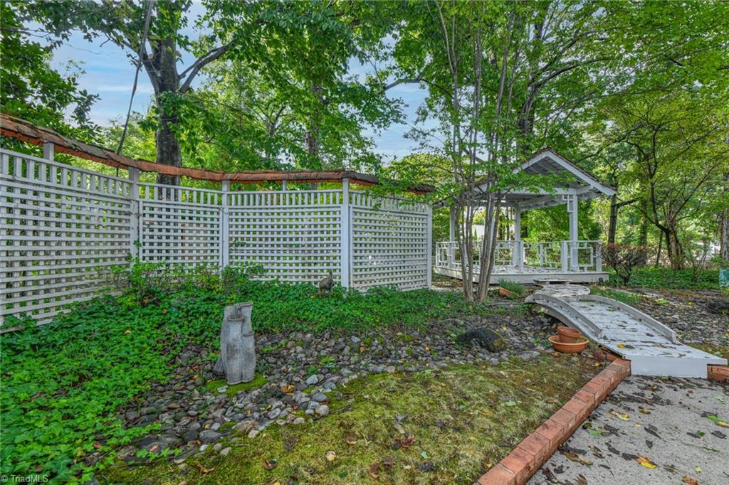 3117 Northampton Drive