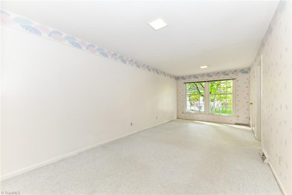 3117 Northampton Drive