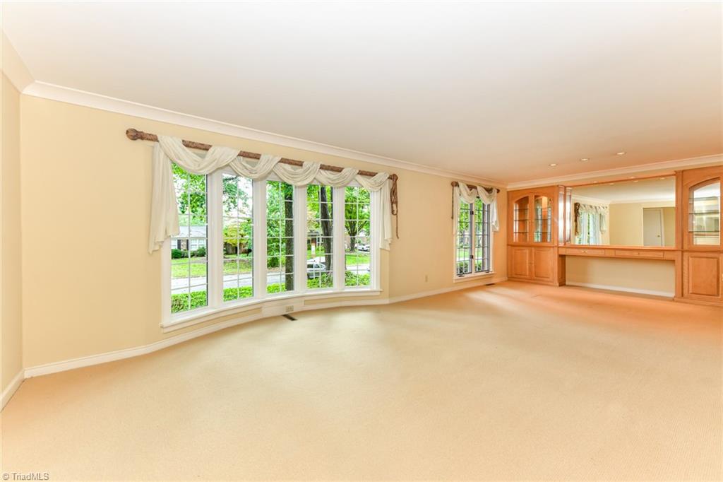 3117 Northampton Drive