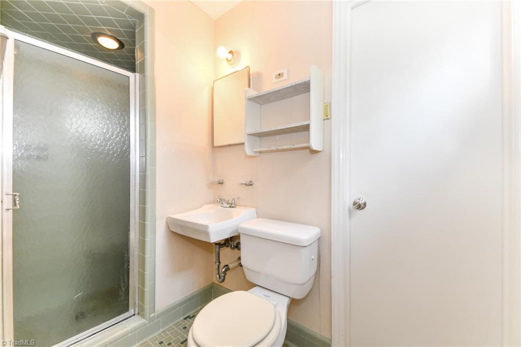 3117 Northampton Drive