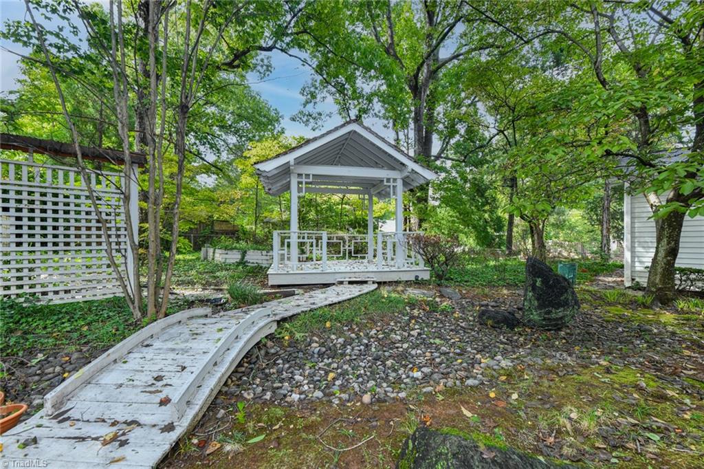 3117 Northampton Drive