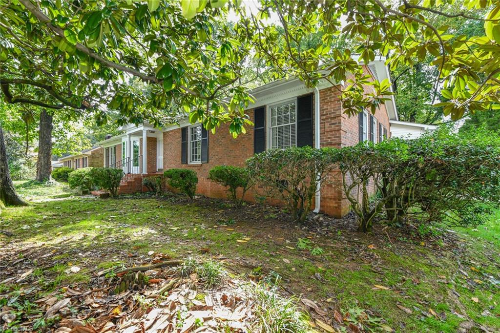 3117 Northampton Drive