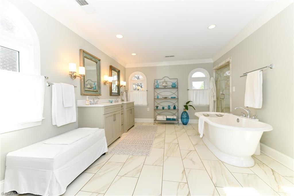 1505 Double Oaks Road