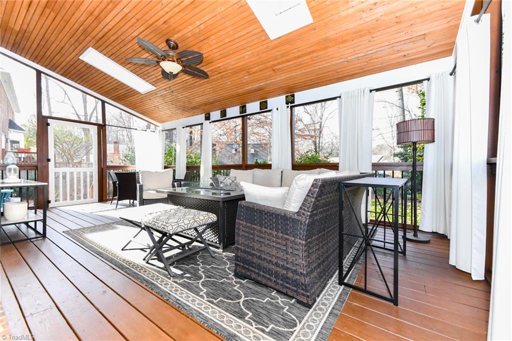 1505 Double Oaks Road