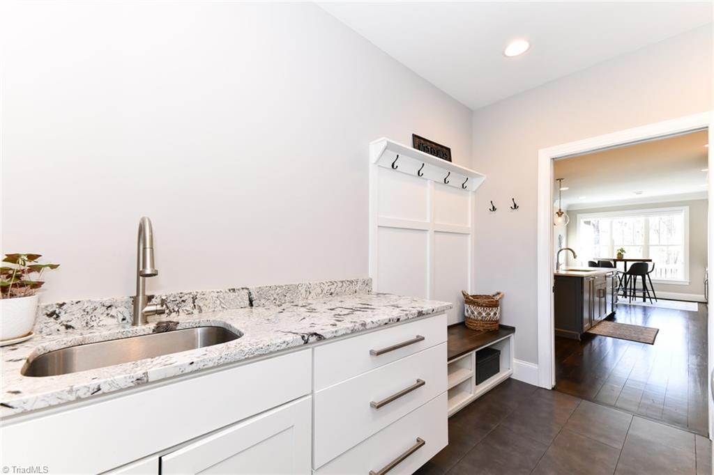 8107 Moores Mill Court