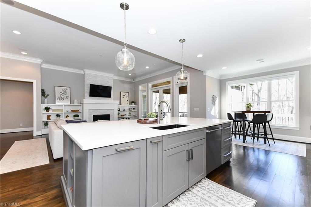 8107 Moores Mill Court