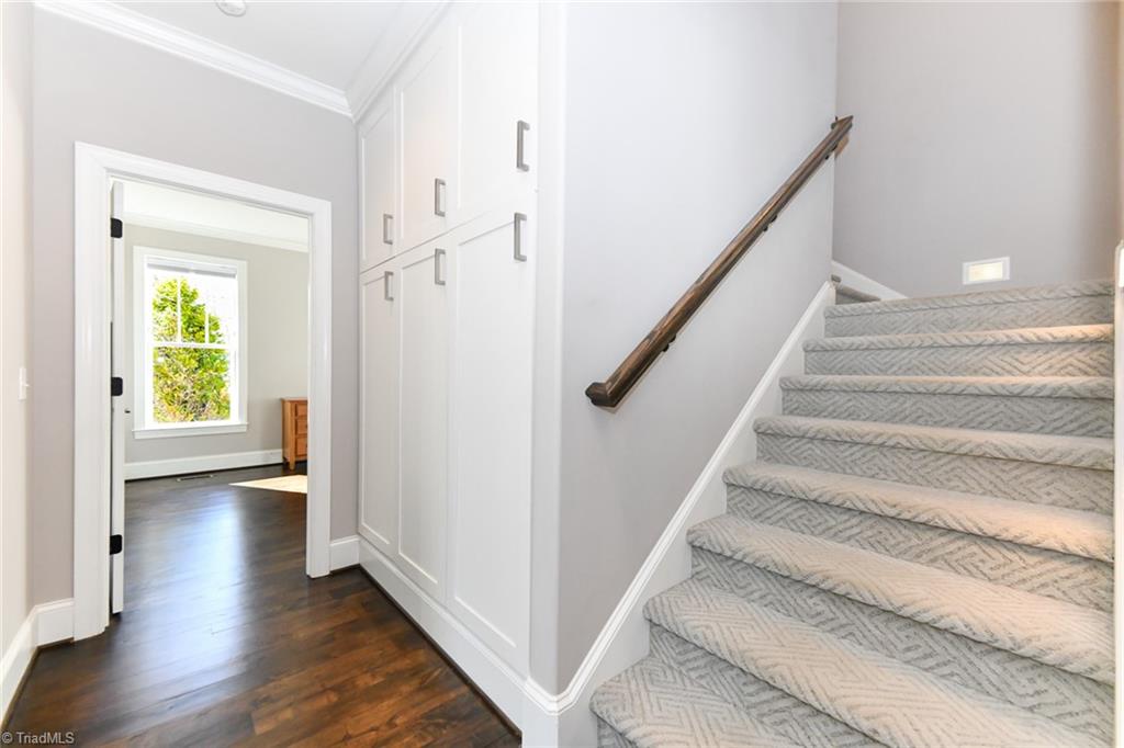 8107 Moores Mill Court