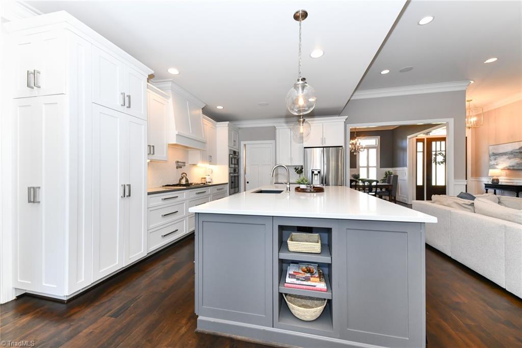 8107 Moores Mill Court
