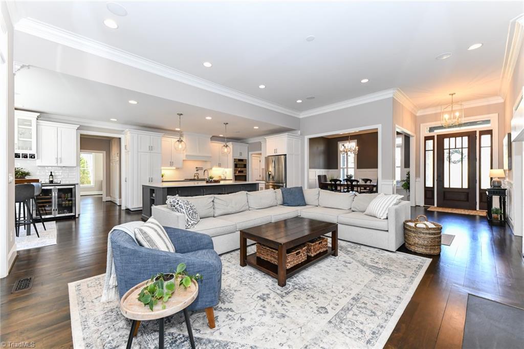 8107 Moores Mill Court