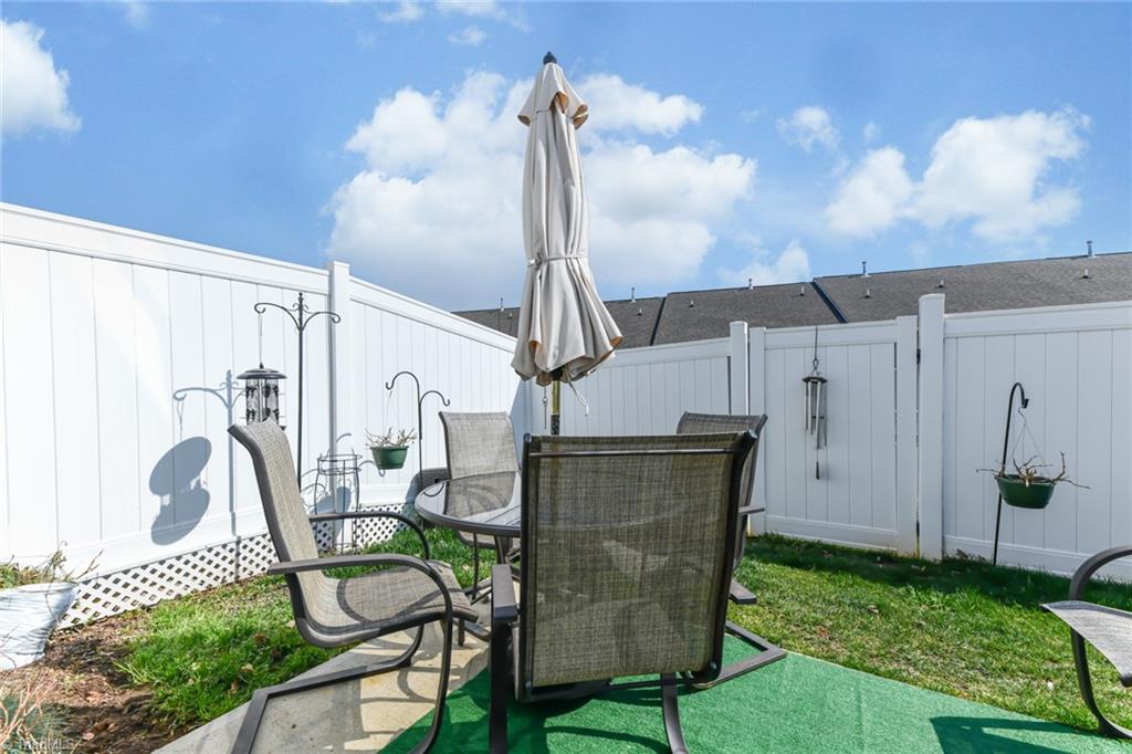 104 Brody Way