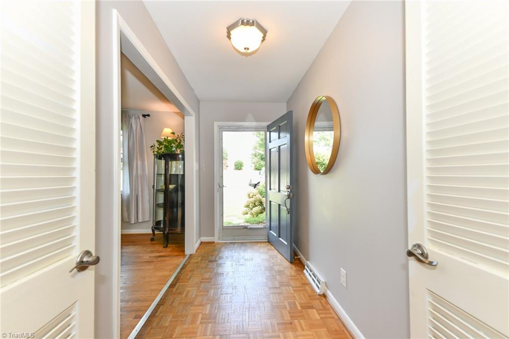 900 Honeysuckle Drive