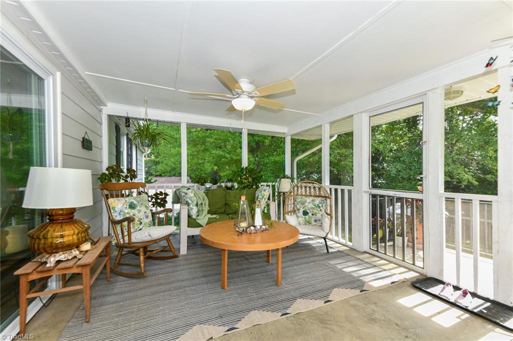 900 Honeysuckle Drive