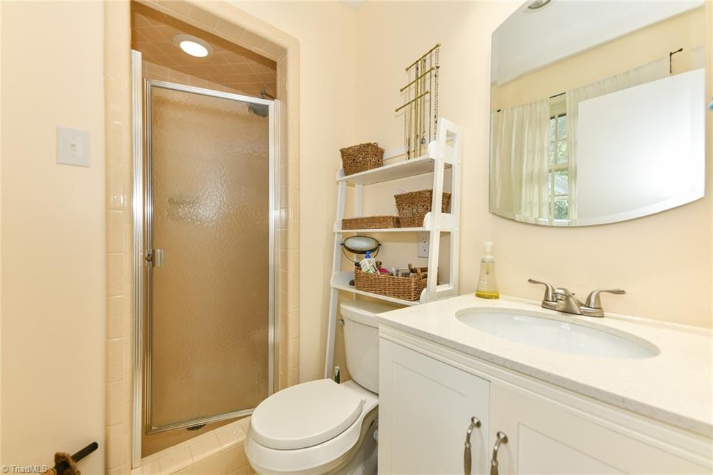 900 Honeysuckle Drive