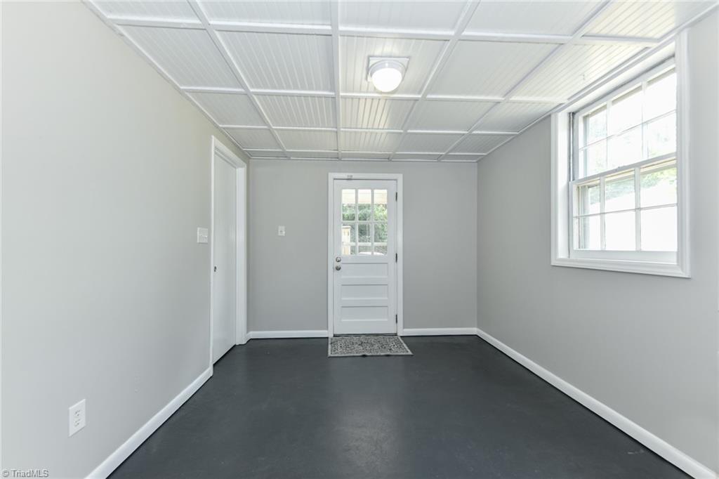 900 Honeysuckle Drive