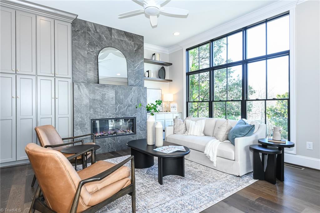 2917 Hayden Park Lane