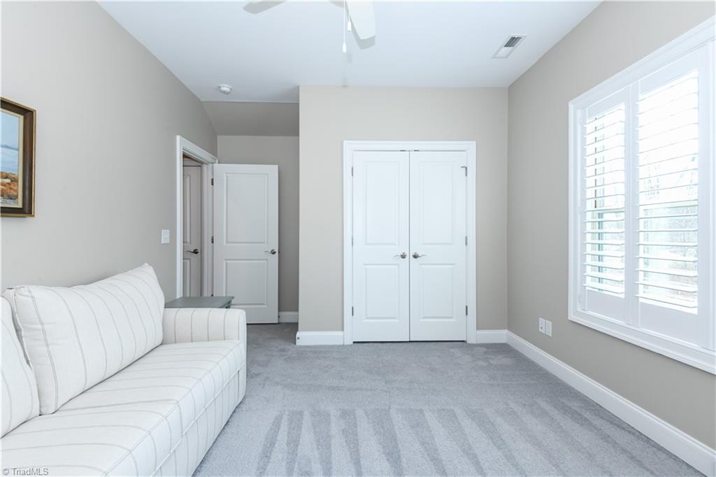 402 Kingsbridge Court