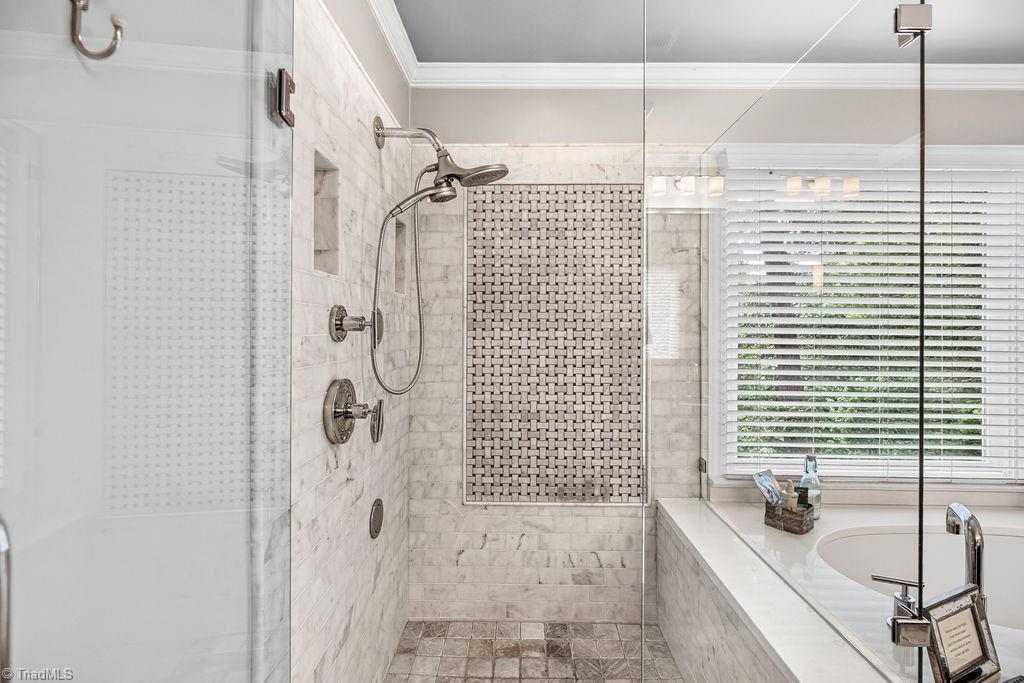 2700 Red Gate Court