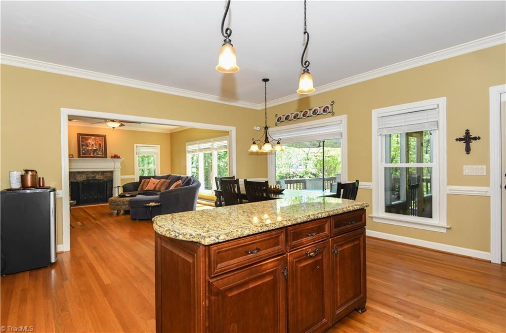 2700 Red Gate Court