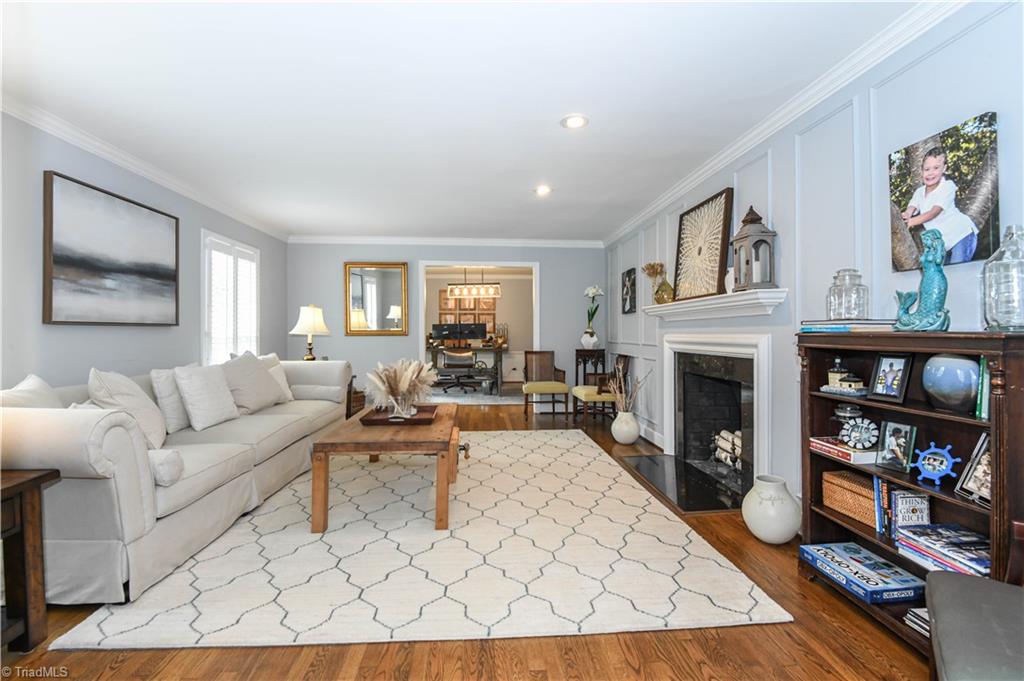 2320 Danbury Road