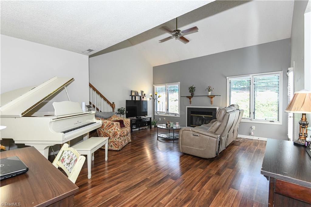 4519 Tamaron Drive
