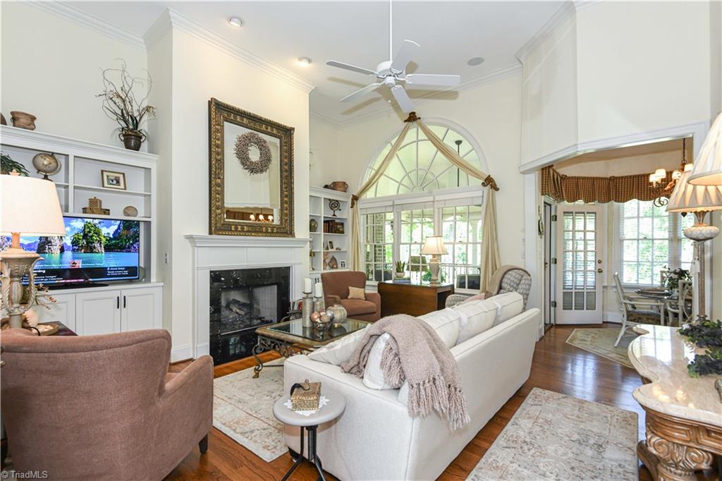 12 Hadley Park Court