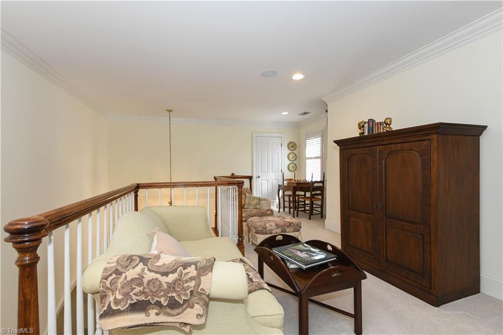 12 Hadley Park Court