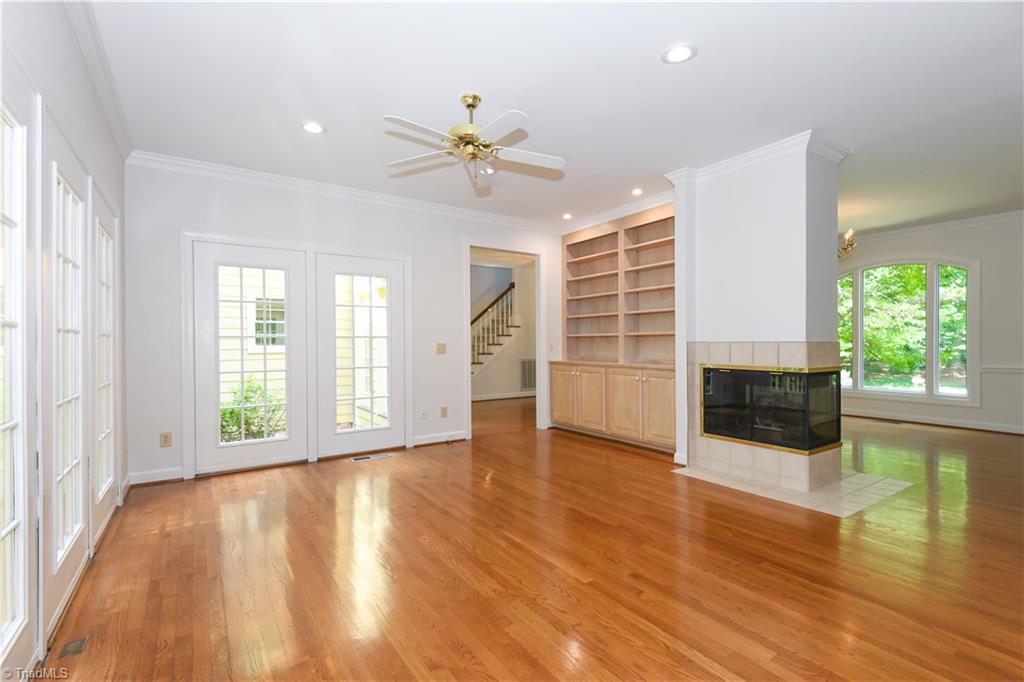 3 Charlottesville Court
