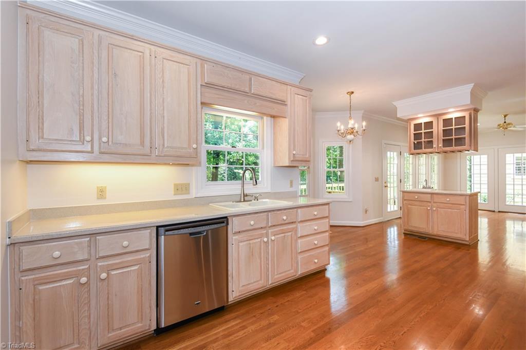 3 Charlottesville Court