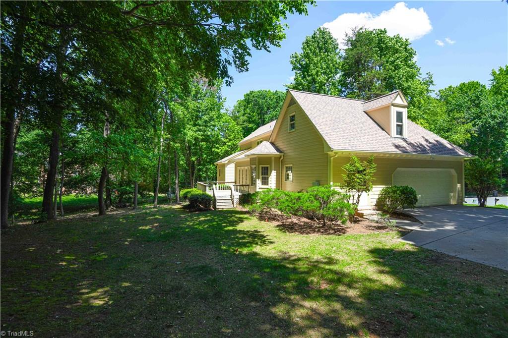 3 Charlottesville Court