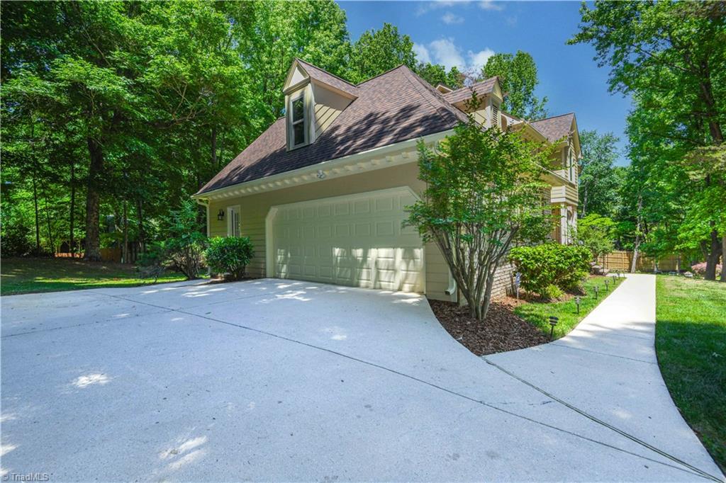 3 Charlottesville Court