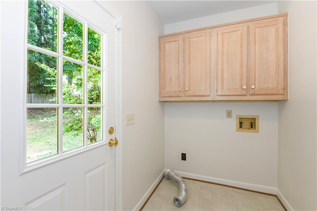 3 Charlottesville Court
